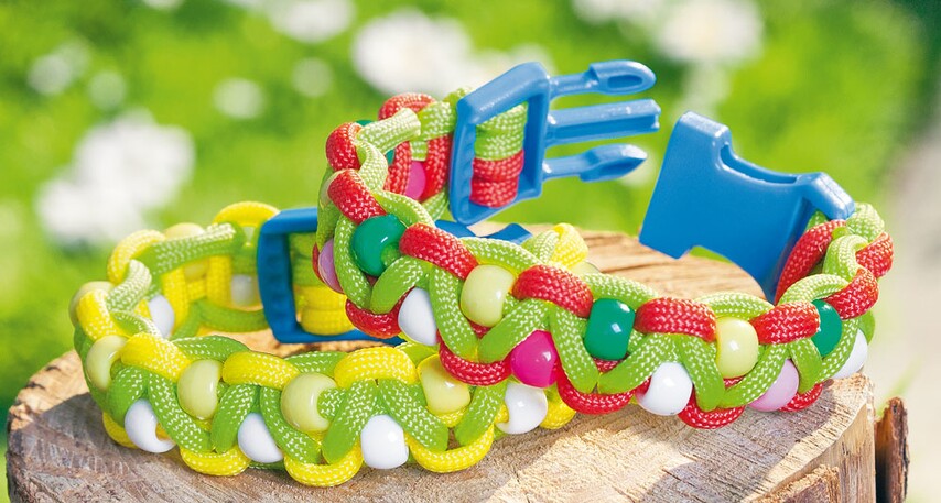 Paracord flower bracelet deals