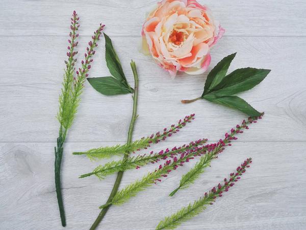 Make your own spring door wreath - trim flowers