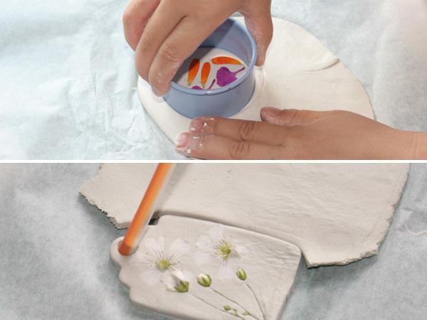 Anhänger aus Fimo und Blüten