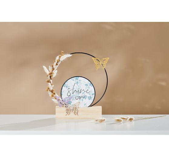 Wooden stand for rings