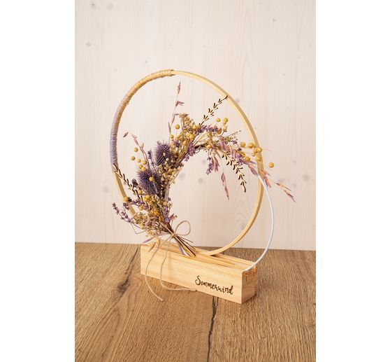 Holzständer für Ringe