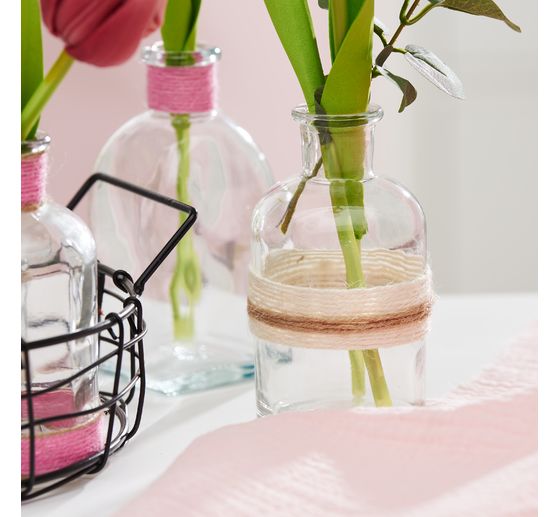 Drahtkorb mit 6 Glasflaschen