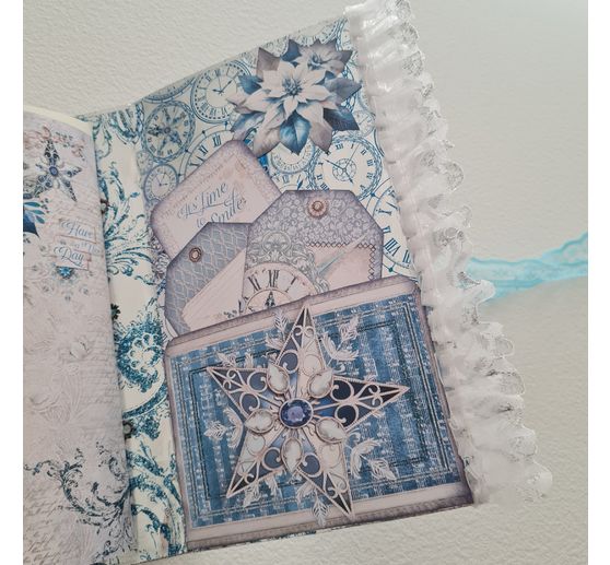 Scrapbook paper "Elegance of Blue"