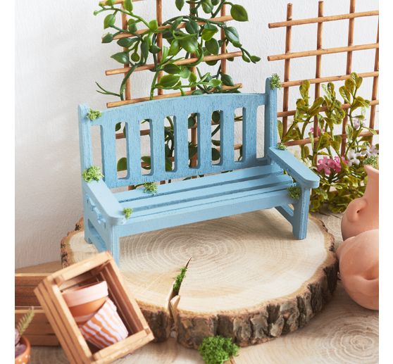 Flower pick with greenery