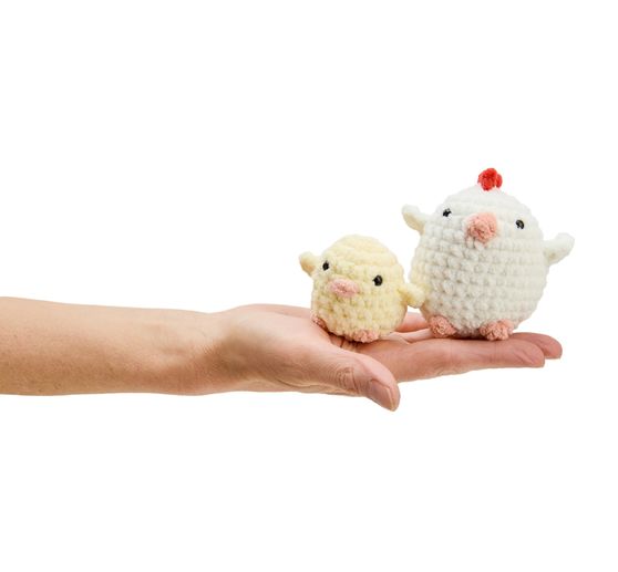 Book "Yarnies - Collect. Create. Cuddle."