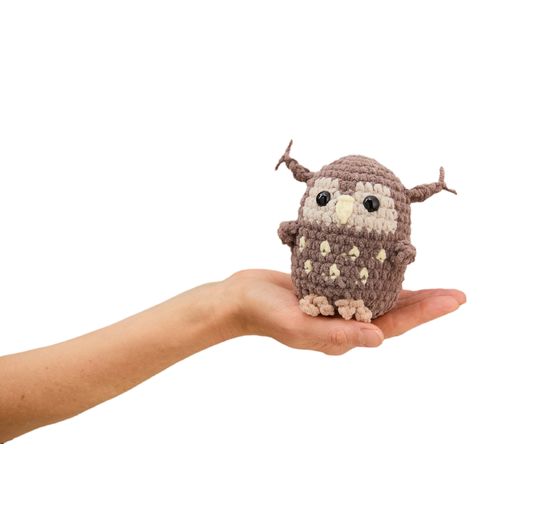 Book "Yarnies - Collect. Create. Cuddle."
