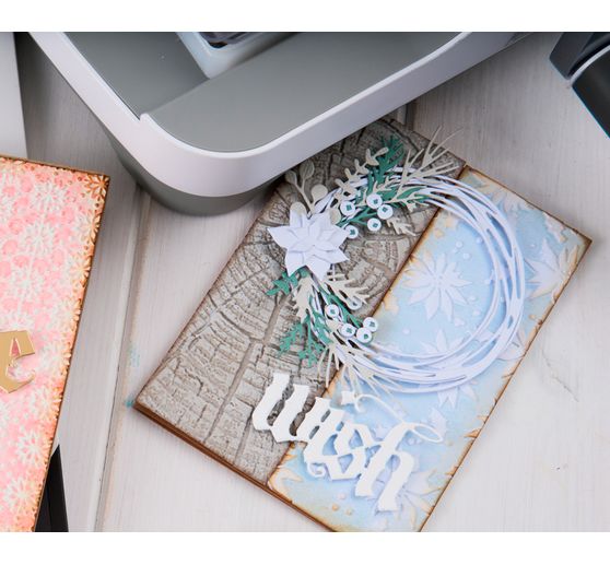 Sizzix A5 Embossing template "Holly Poinsettia by Tim Holtz"