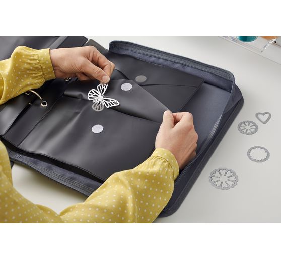 Sizzix storage folder for cutting templates