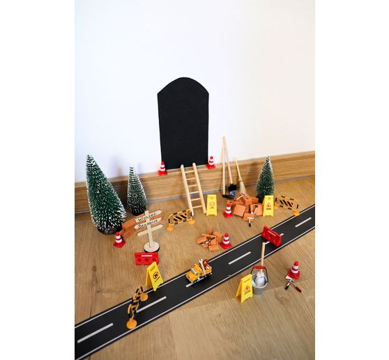 VBS Miniatur Tannenbaum, 16er-Set, beschneit