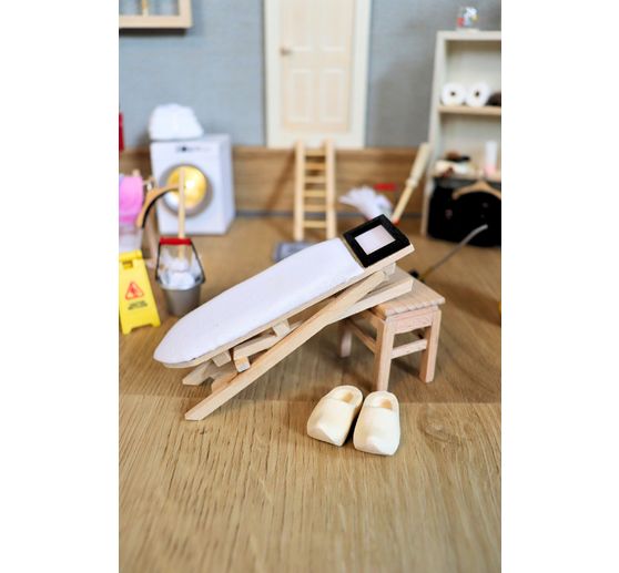 VBS Clogs, 1 pair