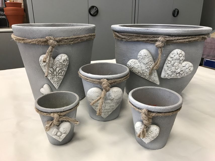 Aus alt mach neu – Terrakottatöpfe im Beton-Look
