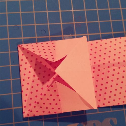 Anleitung Origami falten Herz mit Schachtel