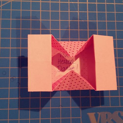Anleitung Origami falten Herz mit Schachtel